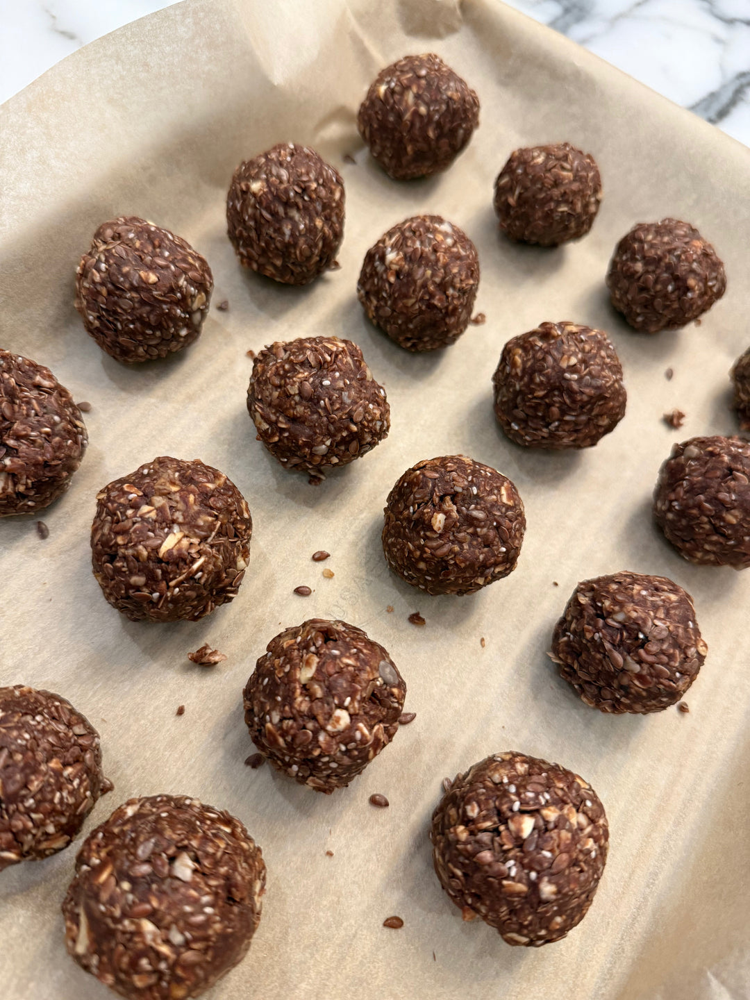 No-Bake Chocolate Coconut Energy Bites